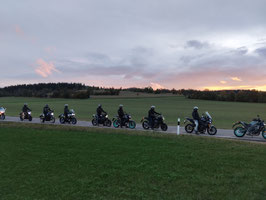 10-15 „Geführte Spätsommertour“ mit Vorführbikes am Mi, 15.10.2025