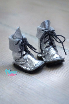 Boots silver