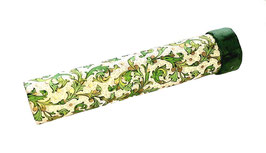 Stifterolle mit Deckel, Florentiner Papier, Ornamente grün mit Golddruck und dunkelgrünem Deckel