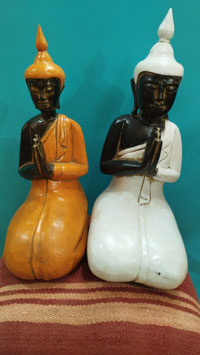 Buddha in preghiera