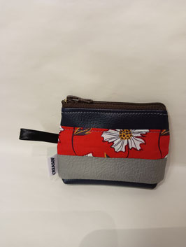 Petit porte monnaie. Couleur brique.