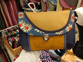 Petit sac à main Capucine. Besace.