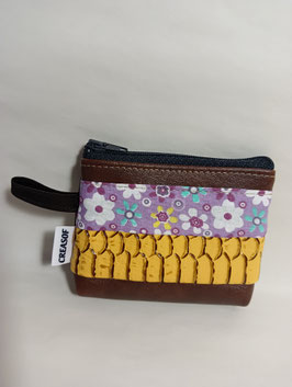 Petit porte monnaie.