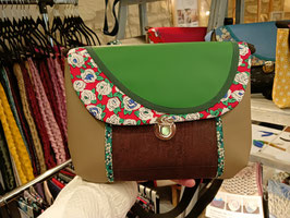 Petit sac à main Capucine. Besace.