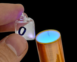 Oxygen GAS RAREFIED 10MM GLASS CUBE