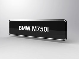 BMW M750i Kennzeichen-Typenschild