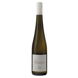 商品名2018　≫FINESSE≪　Qualitätswein Feinherb