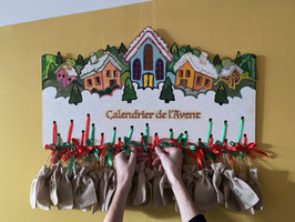Calendrier de l'avent mural