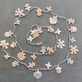 Karawan Oya Kette lang Winter