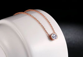 Collier Clos transparent
