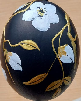 JL 29 JAPANISCHE LACKMALEREI "KIRSCHBLÜTEN AUF SCHWARZEM GRUND"