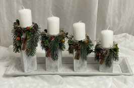 Adventsgesteck auf Holztablett // Art. 6042
