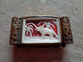 Broche éléphant 40's