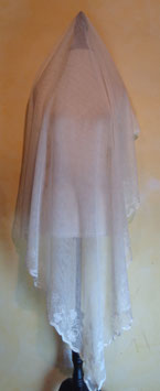 Voile tulle brodé 1900