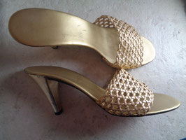 Mules tressées dorées 70's P.38
