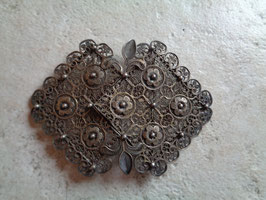 Boucle filigrane 1900