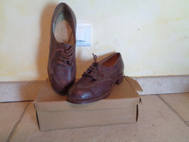 Chaussures marrons 40's P.37
