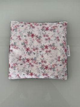 Kirschsteinkissen mittel weiss mit Blumenranken