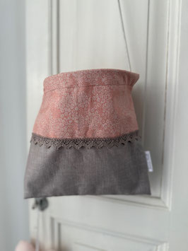 Wäscheklammersack taupe-apricot mit Blumenmuster