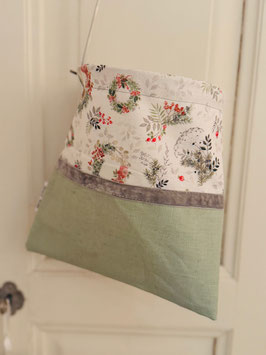 Wäscheklammersack Schilf-weiss mit Blumenkränze