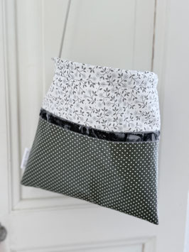 Wäscheklammersack anthrazit gepunktet-weiss mit hellgrauen Blumenmuster