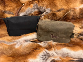Wash Bag aus gewachster Baumwolle mit Echtlederbesätzen