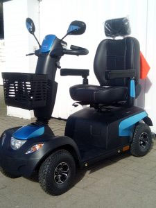 INVACARE COMET PRO - 15KM/H - NEU