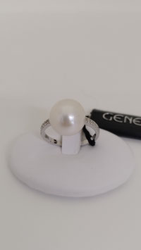 GENESIA