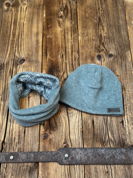 Fleeceset aus Mütze und Loop mint mit kleinen Blättern