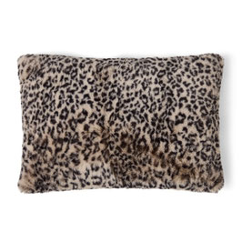 Luxury LEO Cushion 40x60 Nougat