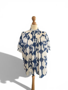 nr 9 blouse maat M merk Boe Bou