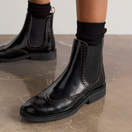 Angulus - Chelsea Boots With Decorative Brogue Pattern
