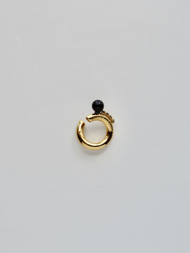 CH EAR CUFF Gold onyx