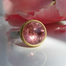 großer rosa Turmalin Ring aus Silber und 900 Gold