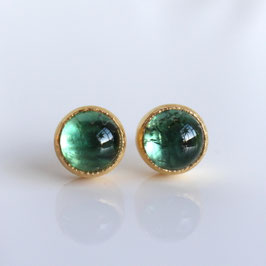 grüne Turmalin Cabochon Ohrstecker aus 900 Gold