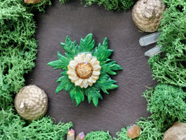 Broche Eguzkilore