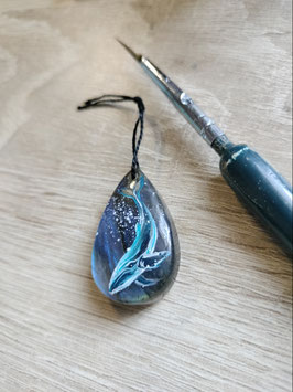 Peinture miniature Baleine sur pierre Labradorite