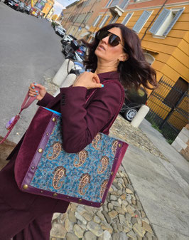 LOVE bordeaux shopper