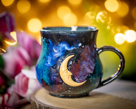 1174 - 400 ml - Keramiktasse bauchig MOND in GALAXY ... innen saphirblau