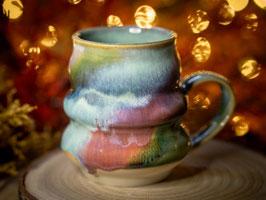 916 - 410 ml - Keramik Wellentasse in regenbogen aussen und türkis innen