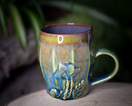 855 - 350ml - Keramiktasse Polygon PILZ und SCHNECKE in grün, türkis, bronze und graulila