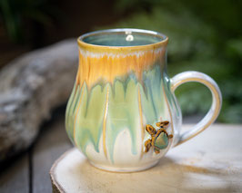 823 - 470 ml - Keramiktasse Polygon bauchig SCHILDKRÖTE in creme, algengrün, hellbraun und türkis