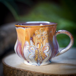 766 - 350ml - Keramiktasse Polygon BLÜTEN in creme, hellbraun, pflaume und graulila