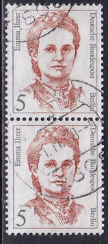 BERL 833 gestempelt senkrechtes Paar