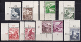 DR 675-683 postfrisch mit Bogen- und Eckränder teils mit Formnummer