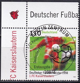BRD 2010 gestempelt mit ESST und Eckrand links oben