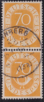 BRD 136 gestempelt senkrechtes Paar (kurze Zähne)