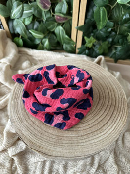 Lätzchen "leo pink"