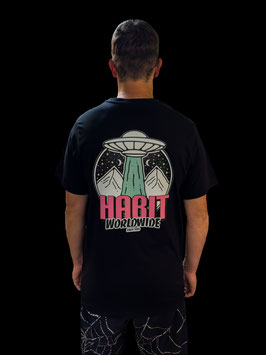 Habit Worldwide Tee Pink Black