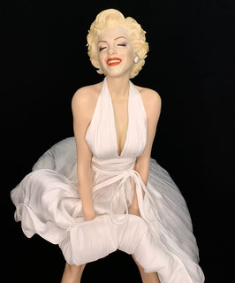 Marilyn Monroe 1/4 Superb Scale Hybrid Statue 46cm Blitzway